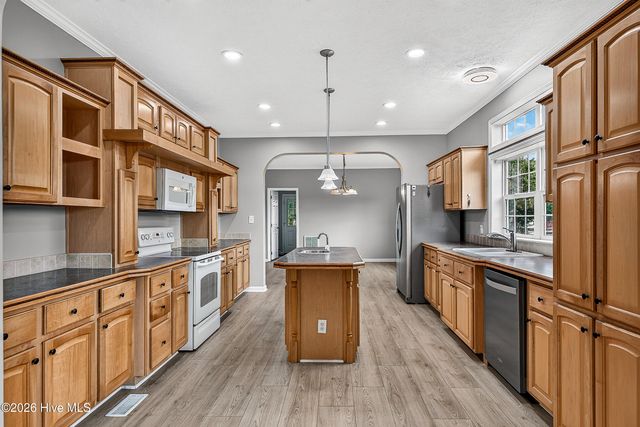 2361 Willard Road, Wallace, NC 28466