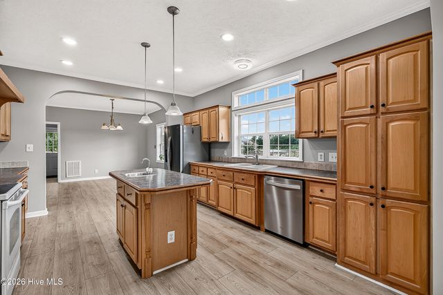 2361 Willard Road, Wallace, NC 28466