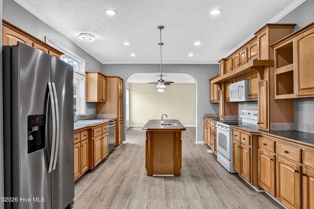 2361 Willard Road, Wallace, NC 28466