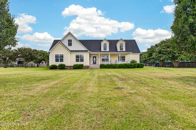 2361 Willard Road, Wallace, NC 28466