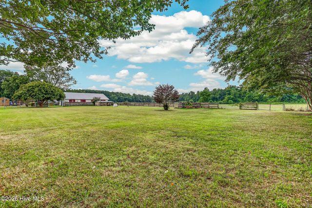 2361 Willard Road, Wallace, NC 28466