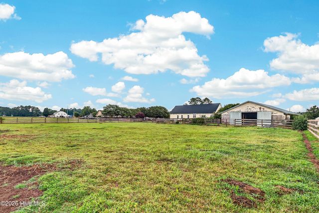 2361 Willard Road, Wallace, NC 28466