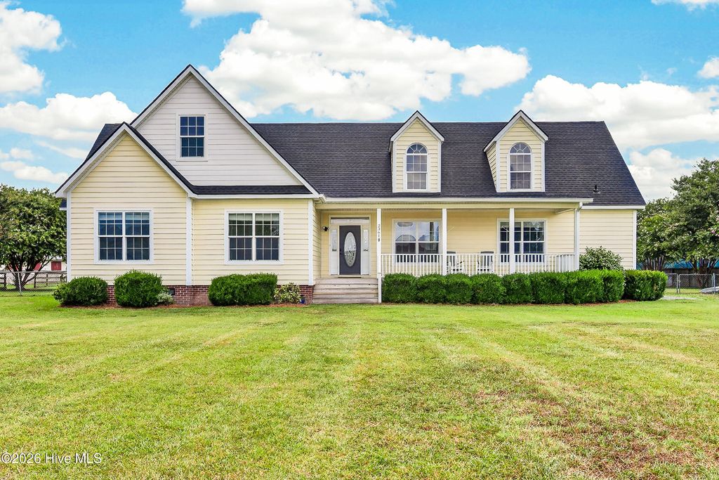 2361 Willard Road, Wallace, NC 28466