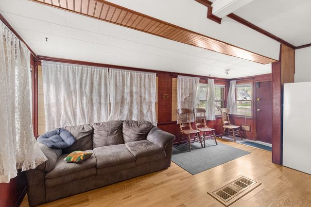2337 Amherst Street, Des Moines, IA 50313