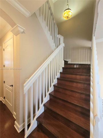 8707 Buckskin Manor 512, Davie, FL 33328
