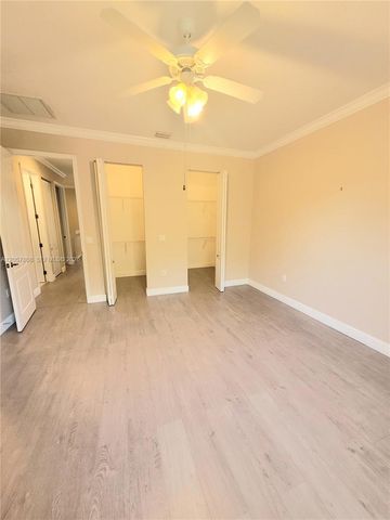 8707 Buckskin Manor 512, Davie, FL 33328