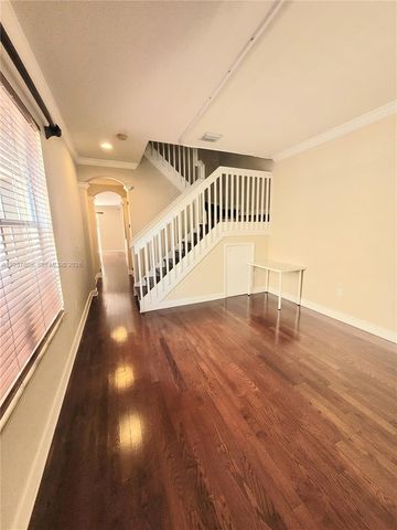 8707 Buckskin Manor 512, Davie, FL 33328