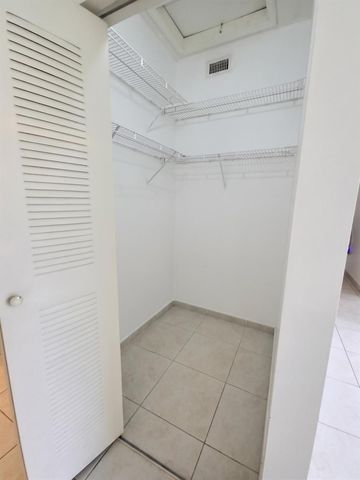 7240 NW 114th Avenue 304, Doral, FL 33178