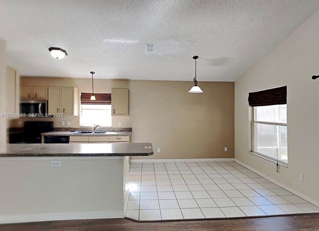 15970 SW 81st Ter, Miami, FL 33193