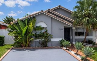 15970 SW 81st Ter, Miami, FL 33193