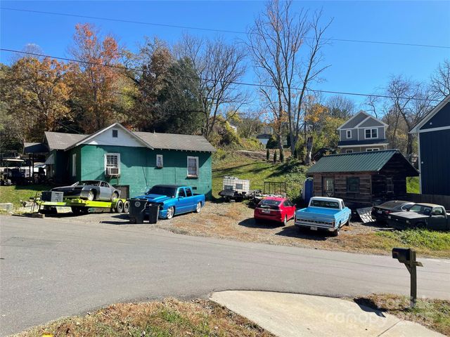 130 Lookout Road, Asheville, NC 28804