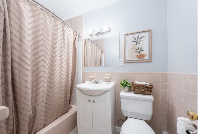 1 Brook Rd Apt 12, Salem, NH 03079