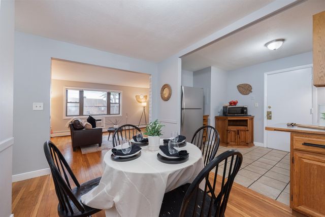 1 Brook Rd Apt 12, Salem, NH 03079