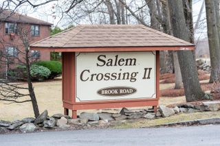 1 Brook Rd Apt 12, Salem, NH 03079