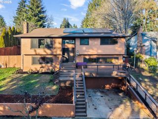 8501 Sw IROQUOIS Dr, Tualatin, OR 97062