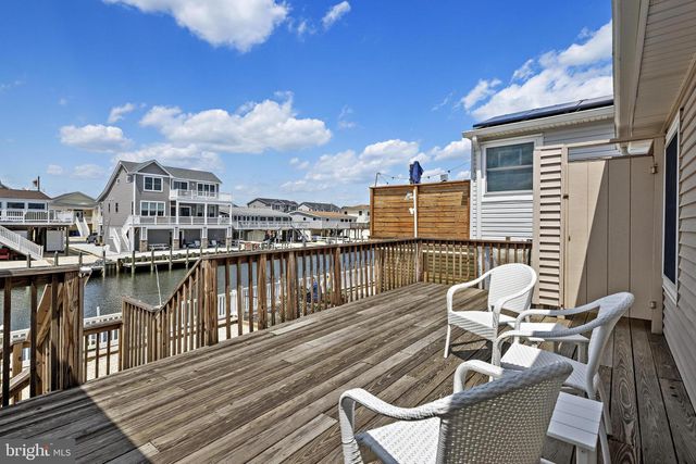 20 GEORGE DRIVE, Manahawkin, NJ 08050