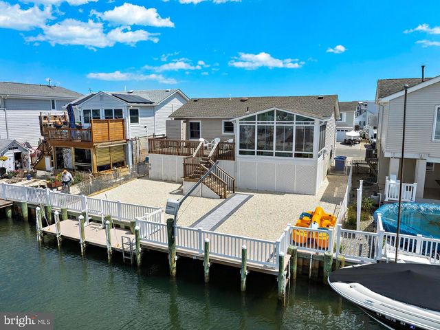 20 GEORGE DRIVE, Manahawkin, NJ 08050