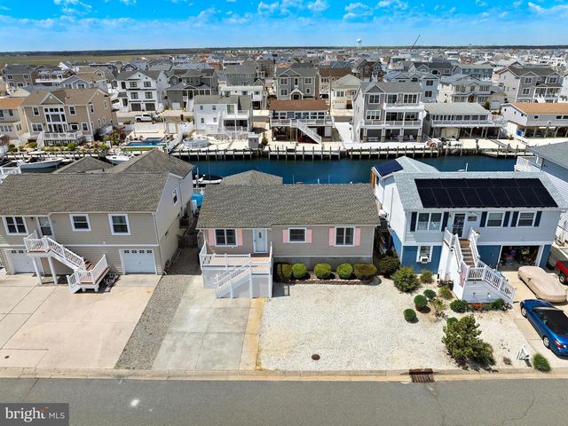 20 GEORGE DRIVE, Manahawkin, NJ 08050