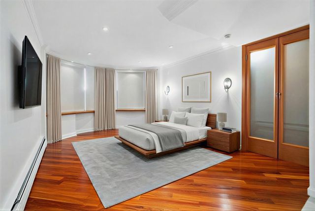 303 W 80th St Apt 1A, New York City, NY 10024