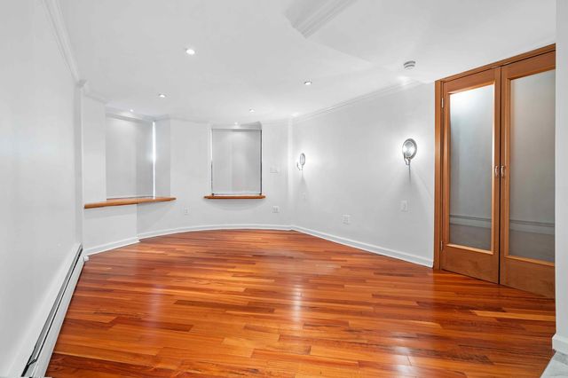 303 W 80th St Apt 1A, New York City, NY 10024