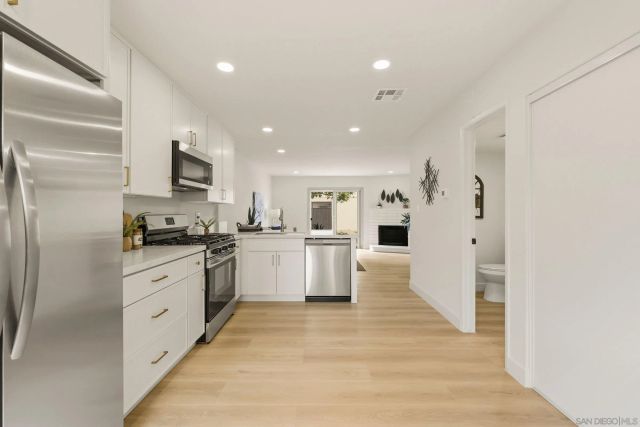 415 Woodlawn Ave D, Chula Vista, CA 91910