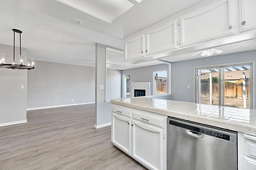 Image 15 of property listing at 3231 Mulberry Street, Selma, CA 93662