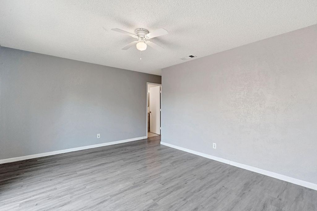 Image 25 of property listing at 3231 Mulberry Street, Selma, CA 93662