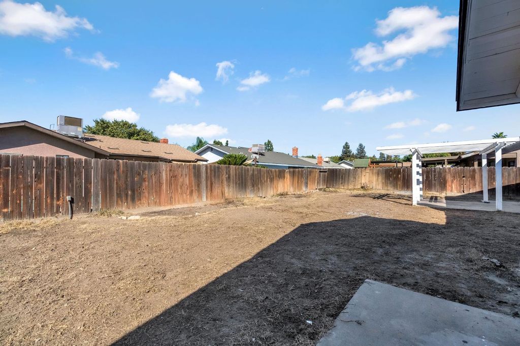 Image 27 of property listing at 3231 Mulberry Street, Selma, CA 93662