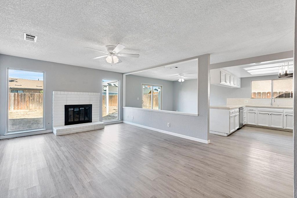 Image 6 of property listing at 3231 Mulberry Street, Selma, CA 93662