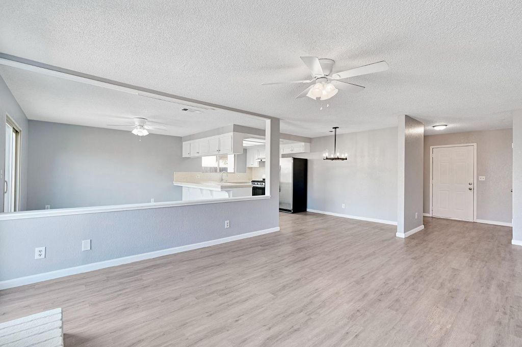 Image 7 of property listing at 3231 Mulberry Street, Selma, CA 93662