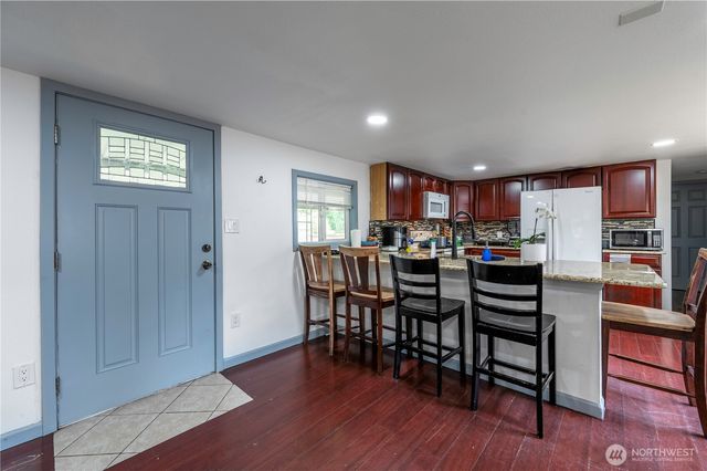29401 Military Road S #33, Federal Way, WA 98003