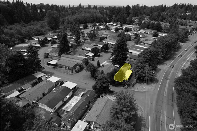29401 Military Road S #33, Federal Way, WA 98003