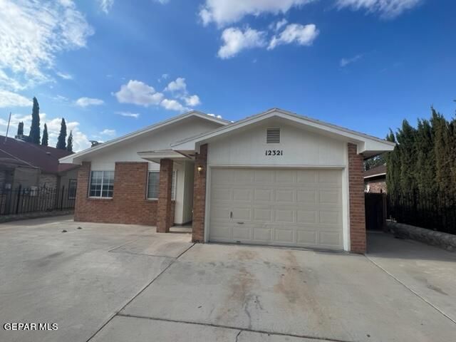 12321 ANGIE BOMBACH Avenue, El Paso, TX 79928