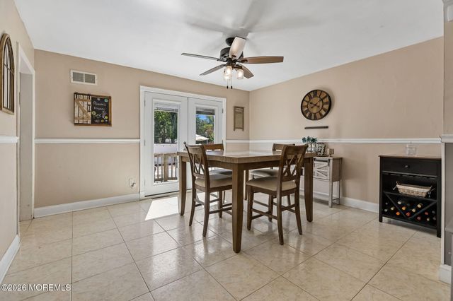 5 Lake Drive, Howell, NJ 07731