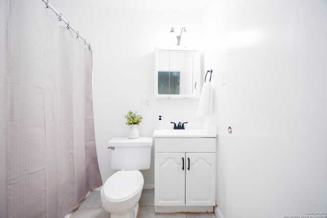 103 ebbtide, San Antonio, TX 78227