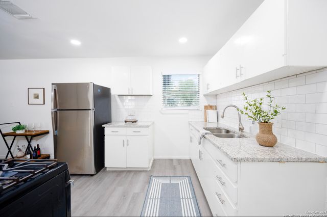 103 ebbtide, San Antonio, TX 78227