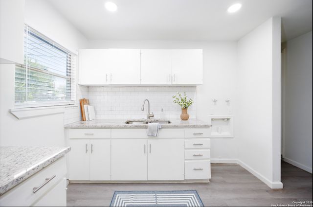 103 ebbtide, San Antonio, TX 78227