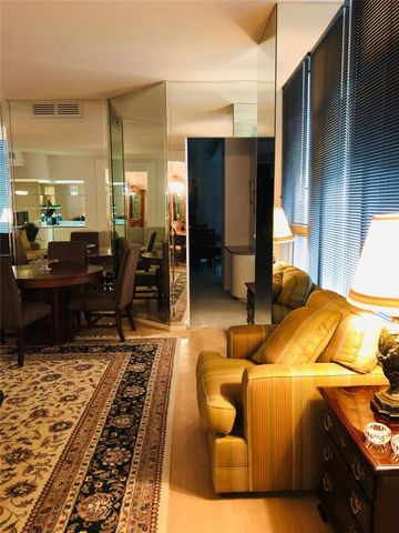 5110 San Felipe Street 273, Houston, TX 77056