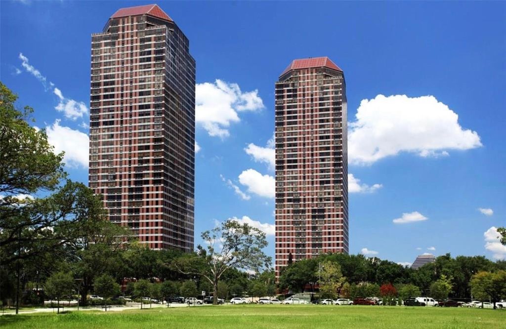 5110 San Felipe Street 273, Houston, TX 77056