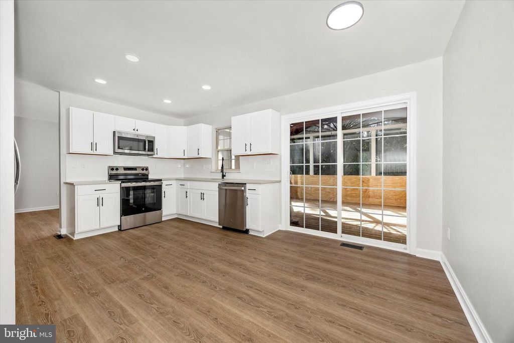 Image 13 of property listing at 6622 GOOSEANDER CT, Frederick, MD 21703