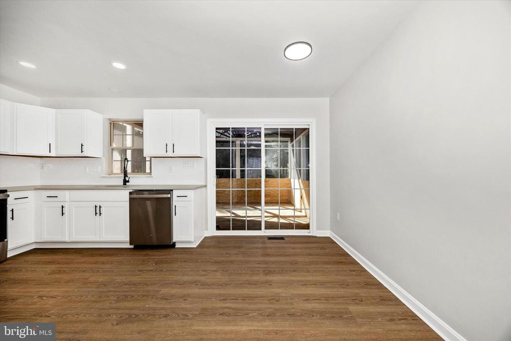 Image 16 of property listing at 6622 GOOSEANDER CT, Frederick, MD 21703