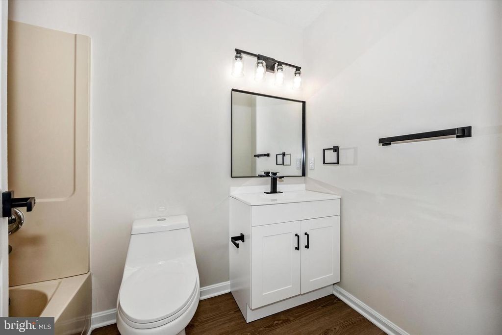 Image 30 of property listing at 6622 GOOSEANDER CT, Frederick, MD 21703