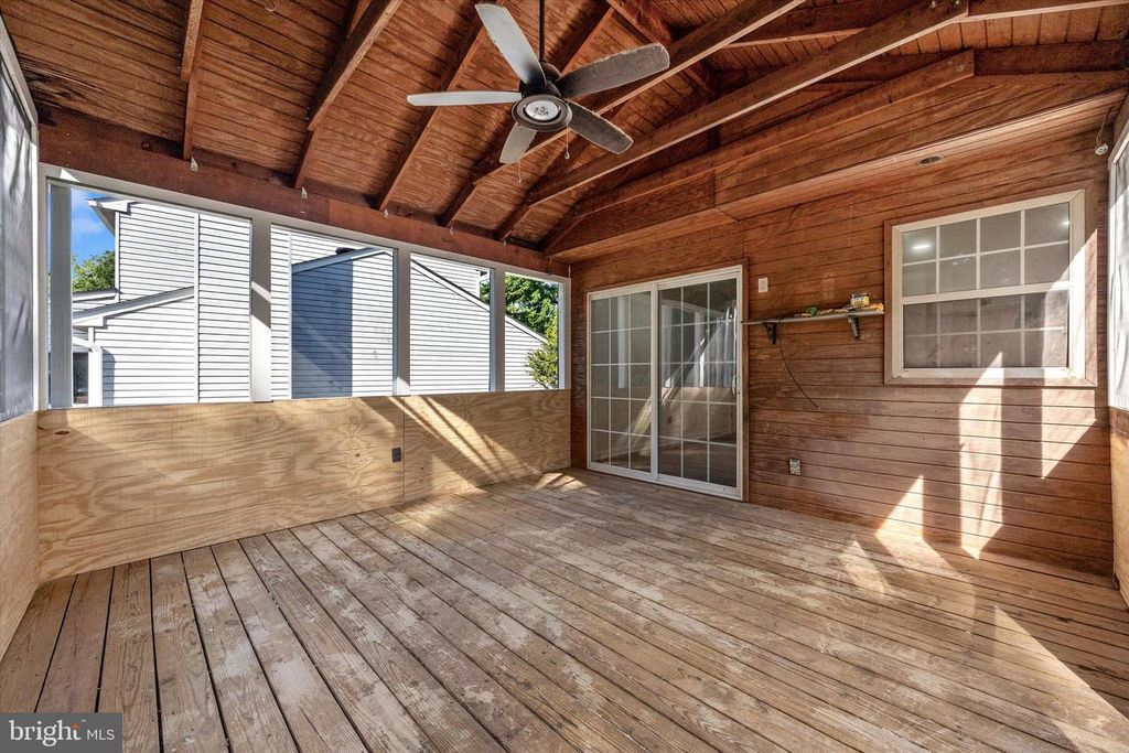 Image 39 of property listing at 6622 GOOSEANDER CT, Frederick, MD 21703