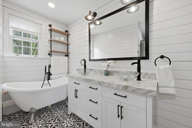 6413 15TH ST, Alexandria, VA 22307
