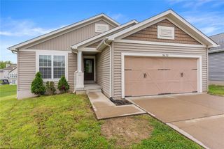 5473 Misty Crossing Court, Florissant, MO 63034
