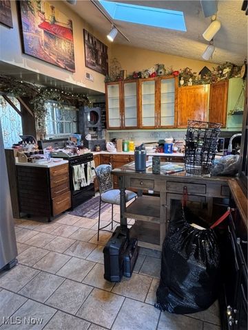 103 W 9th Street, Williamstown, WV 26187