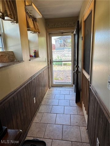 103 W 9th Street, Williamstown, WV 26187