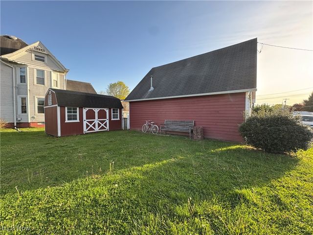 103 W 9th Street, Williamstown, WV 26187