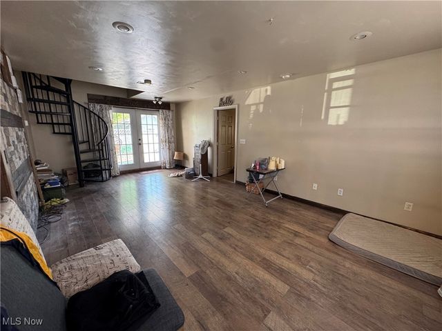 103 W 9th Street, Williamstown, WV 26187