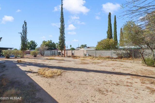 7231 E Pomegranate Street, Tucson, AZ 85730